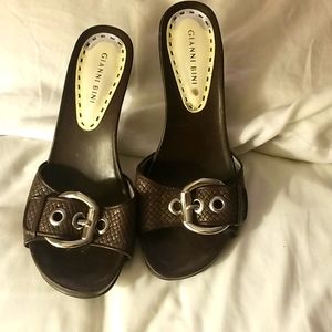 Gianni Bini brown heel sandals